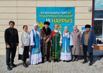 В Сарканском районе ансамбль «Аяулы асыл әжелер» создал атмосферу праздника