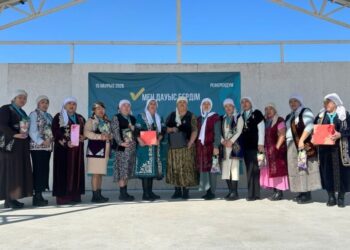 Многодетные матери Коктумы голосуют за будущее своих детей