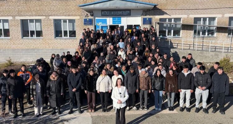 Активную гражданскую позицию проявила молодежь Аксуского района