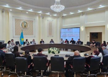 В Жетісу эксперты обсудили контуры политических реформ