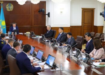 Бектенов: Казахстанцы своими голосами продемонстрировали настоящий патриотизм, поддержав все инициативы Президента