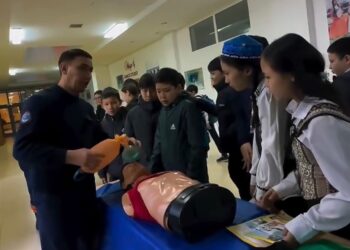 Талдыкорганских школьников обучили действиям при ЧС