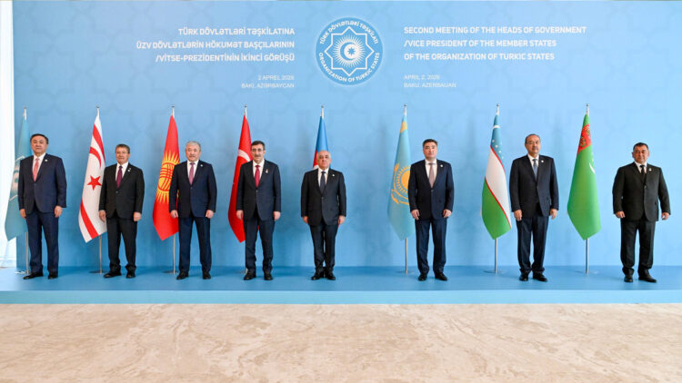Олжас Бектенов принял участие во встрече глав правительств стран ОТГ в Баку