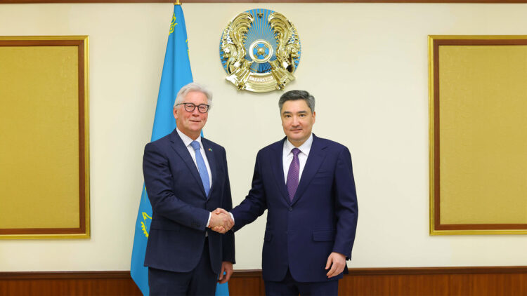Казахстан и Air Products обсудили развитие газохимии и новых технологий