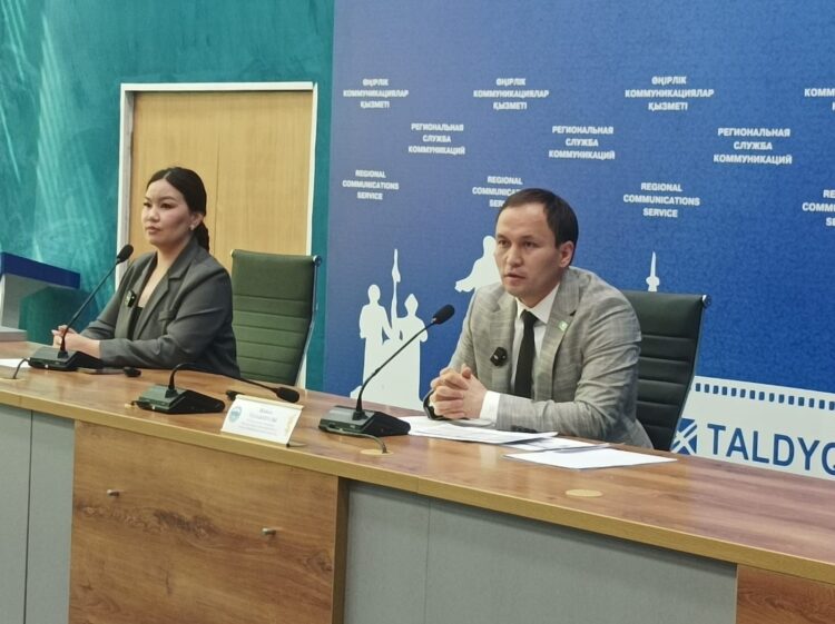 Академия госуправления увеличила гранты для абитуриентов Жетісу