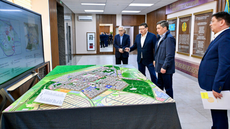 Олжас Бектенов утвердил планы развития области Абай