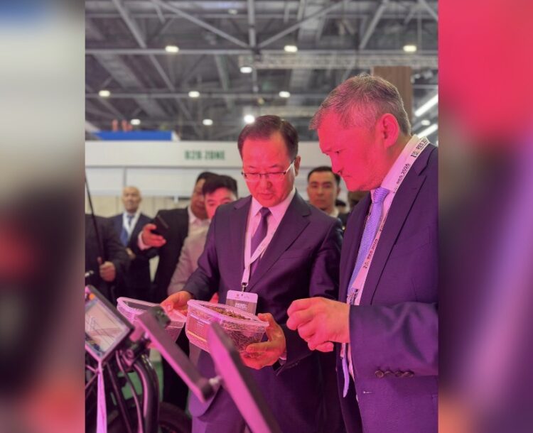 Экосаммит в Астане: разработки Жетысуского университета получили высокую оценку