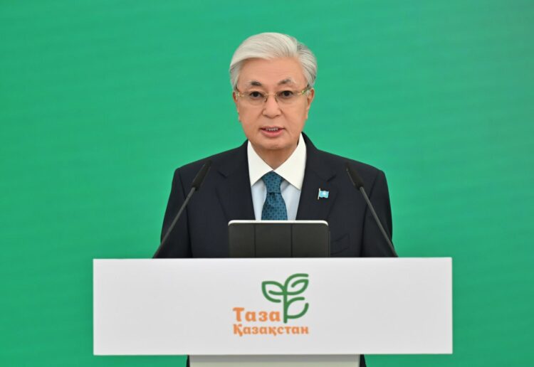 Президент принял участие в республиканской экологической акции «Таза Қазақстан»