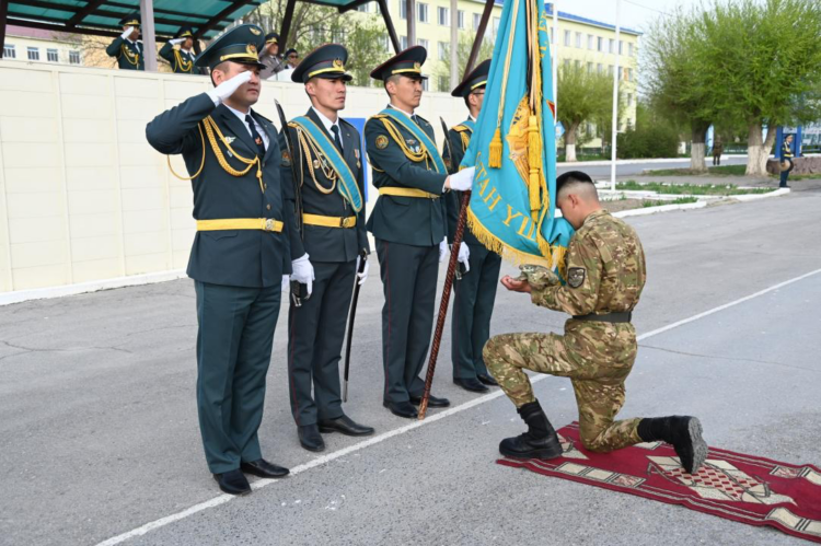 600 солдат получили военно-учётные специальности в Гвардейском гарнизоне