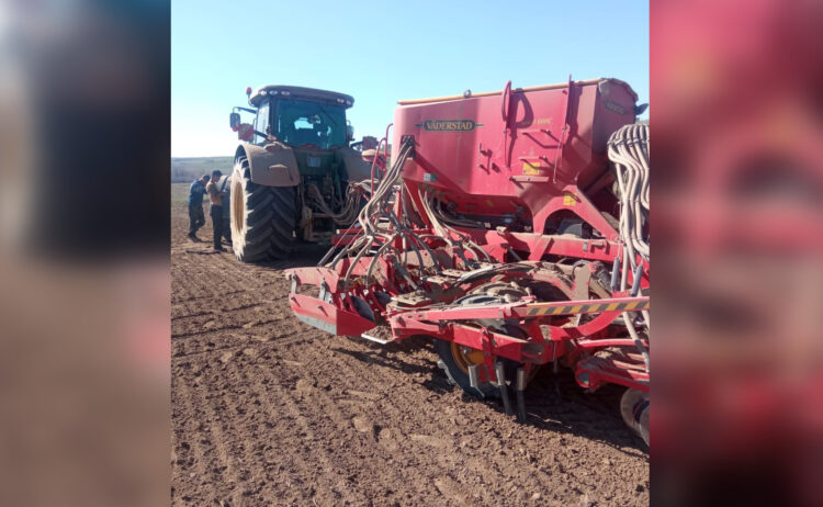 Посевная кампания в Алакольском районе набирает темпы