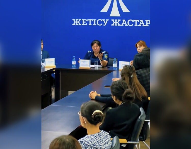 Молодежь Талдыкоргана укрепляет правовой фундамент