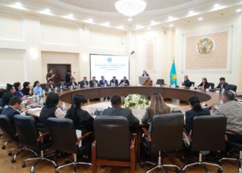 В Талдыкоргане усилят контроль за наружной рекламой