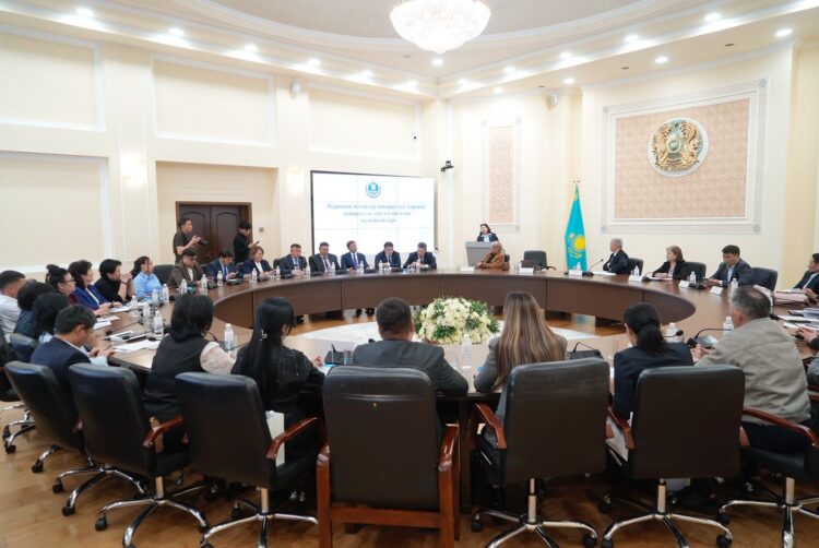 В Талдыкоргане усилят контроль за наружной рекламой