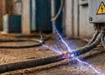 Рабочий погиб от удара током в Текели