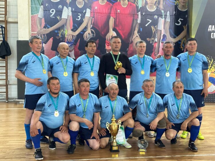 Команда ветеранов Коксуского района названа лучшей