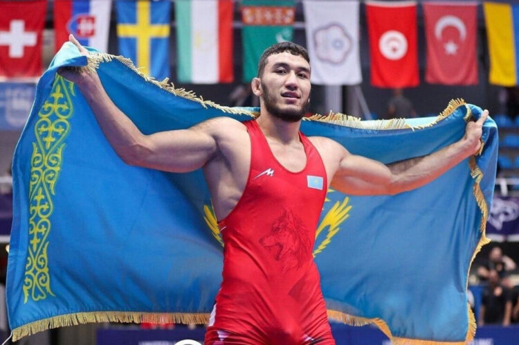 Молодые борцы из Казахстана покорили чемпионат Азии