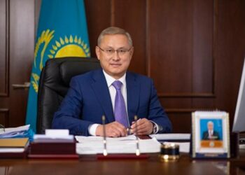 Аким области Жетісу поздравил жителей региона с Днем защитника Отечества