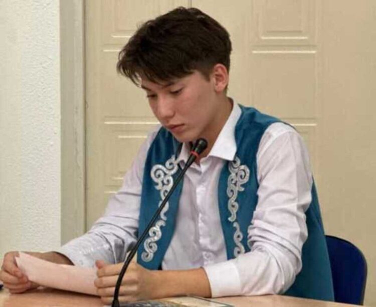Школьник из Жетісу создает будущее на стыке журналистики и IT