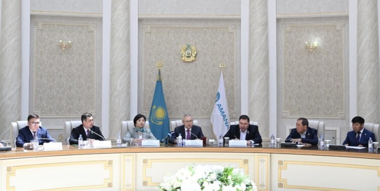Реформу управления многоквартирными домами обсудили в Жетісу