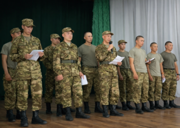 На границе Жетісу солдаты устроили вечер юмора и находчивости