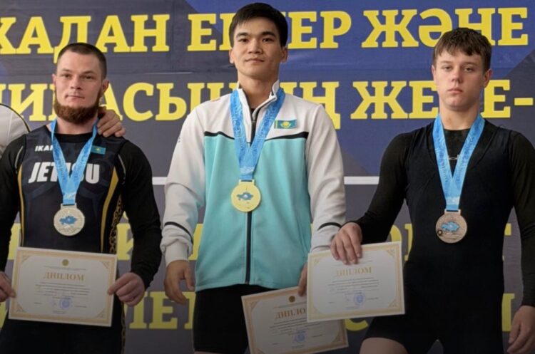 Тяжелоатлеты Жетісу успешно выступили на чемпионате страны