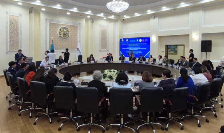 Проблему лудомании подняли на международной конференции в Талдыкоргане
