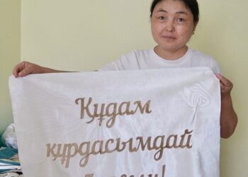 1,5 миллиона тенге на мечту: как жительница Кербулакского района открыла собственное швейное дело