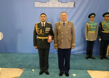 Выпускников Национального университета обороны РК чествовали в Астане