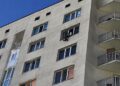 Полицейские Талдыкоргана спасли молодого человека, пытавшего спрыгнуть с многоэтажки