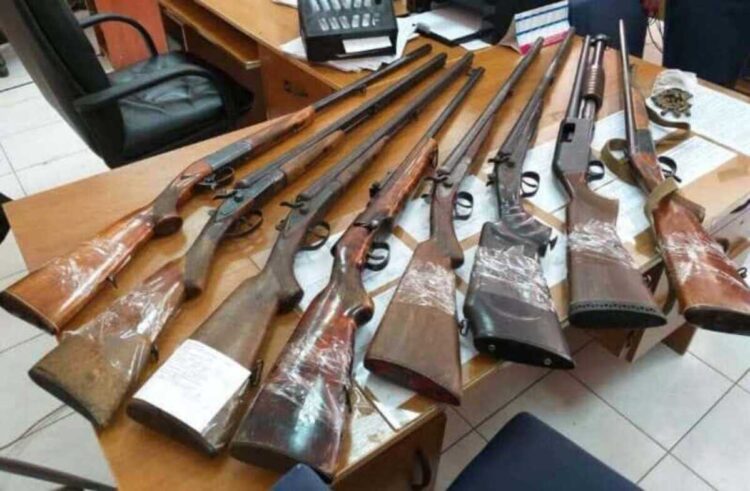Жетысусцев призывают сдавать нелегальное оружие