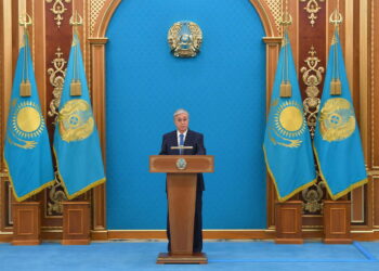 Президент поздравил казахстанцев с Национальным днем Домбры