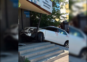 Мужчина попал в ДТП на угнанном авто в Талдыкоргане