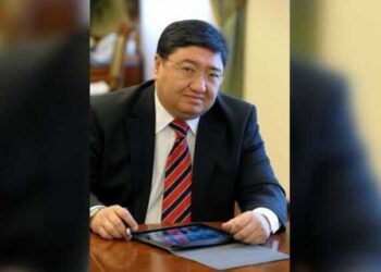 Ерлан Арын: Знание и соблюдение норм Конституции — это долг каждого казахстанца