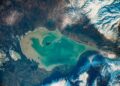 Российский космонавт показал впечатляющий снимок озера Алаколь из космоса