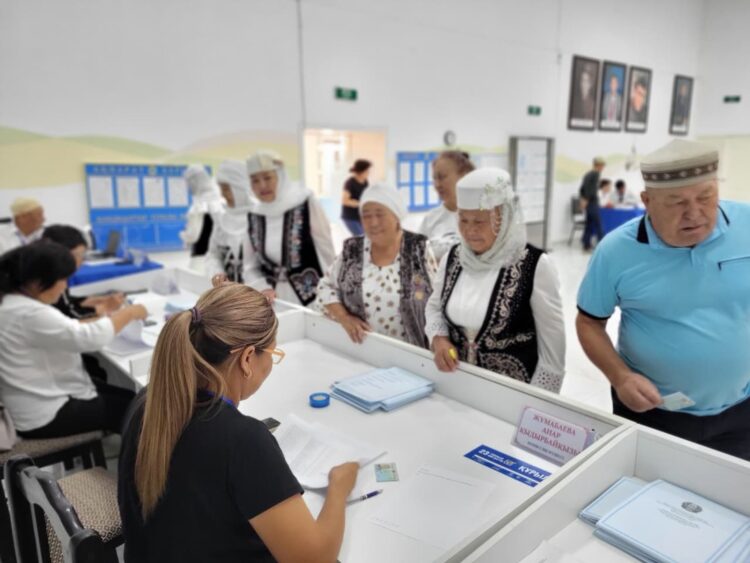 Жители Кербулакского района удивили окружающих своим красивым образом