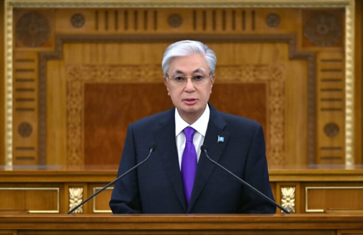 Токаев призвал депутатов Курултая оправдать доверие избирателей