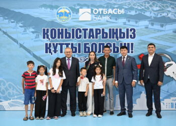 Сегодня еще 51 семья Талдыкоргана отметила новоселье