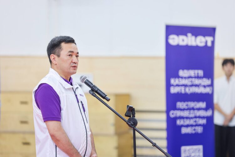 Чемпионки Казахстана во волейболу поддержали инициативы «Әділет»