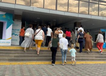 «Одна улица — один голос»: дружные соседи вместе пришли на выборы