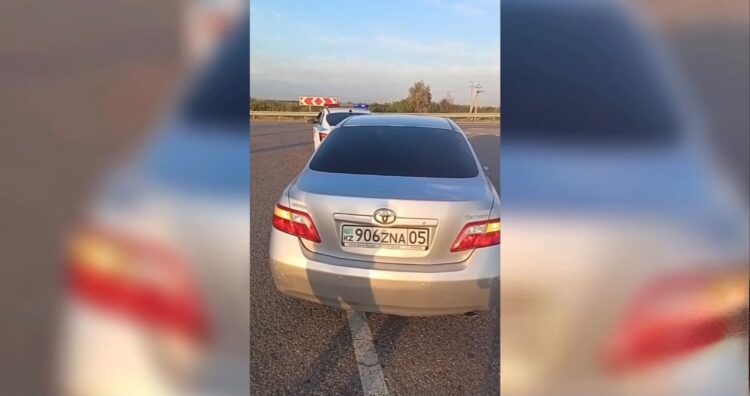 Водителя с поддельными госномерами привлекли к ответственности в Жетісу