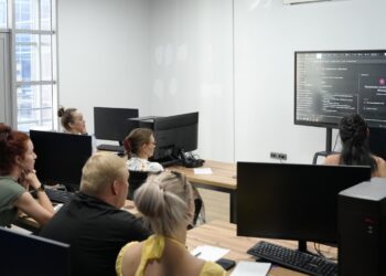Воркшоп по AI-агентам прошел в Талдыкоргане