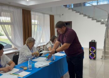 Победитель «Жетісу барысы» одним из первых проголосовал на выборах