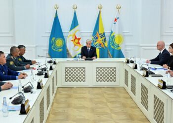 Президент Казахстана поручил провести кардинальную трансформацию армии