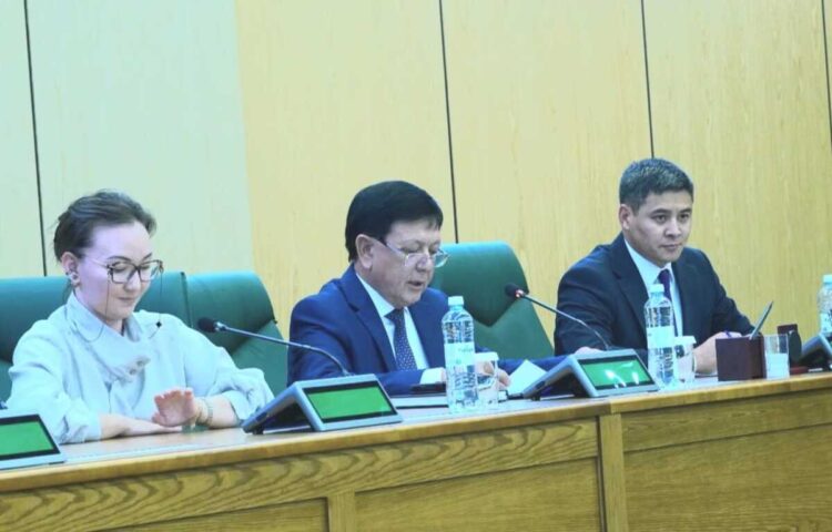 Соблюдение госслужащими норм Этического кодекса рассмотрели в Талдыкоргане