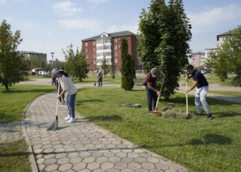 Общеобластной субботник объединил жителей Жетісу