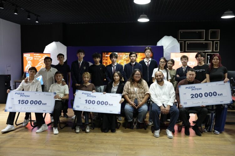 В Талдыкоргане прошел конкурс проектов «AI Pizza Pitch»