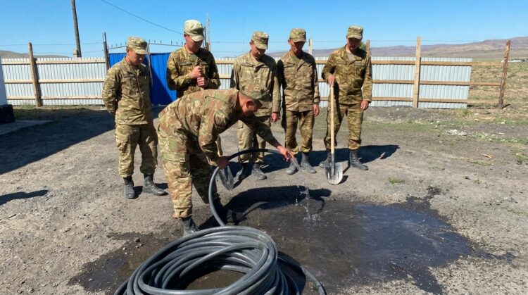 На погранзаставу «Екиаша» в Алакольском районе провели питьевую воду