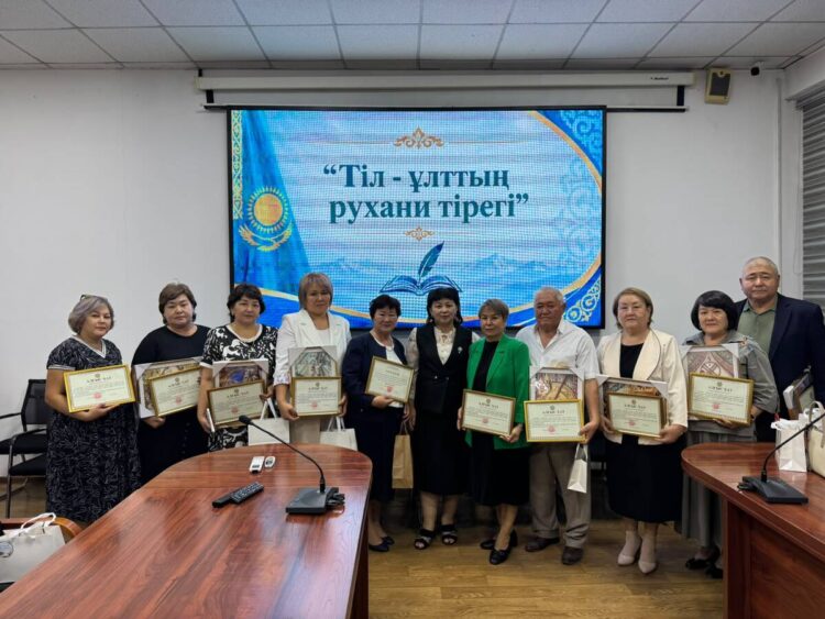 Тіл – ұлттың рухани тірегі: В Панфиловском районе подвели итоги Недели языков