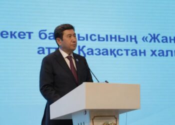 Ерлан Кошанов обсудил Послание Президента с общественностью Акмолинской области