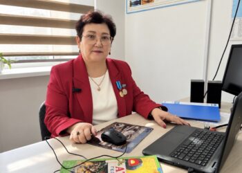 Учительница из Талдыкоргана 42 года открывает детям мир с помощью карты